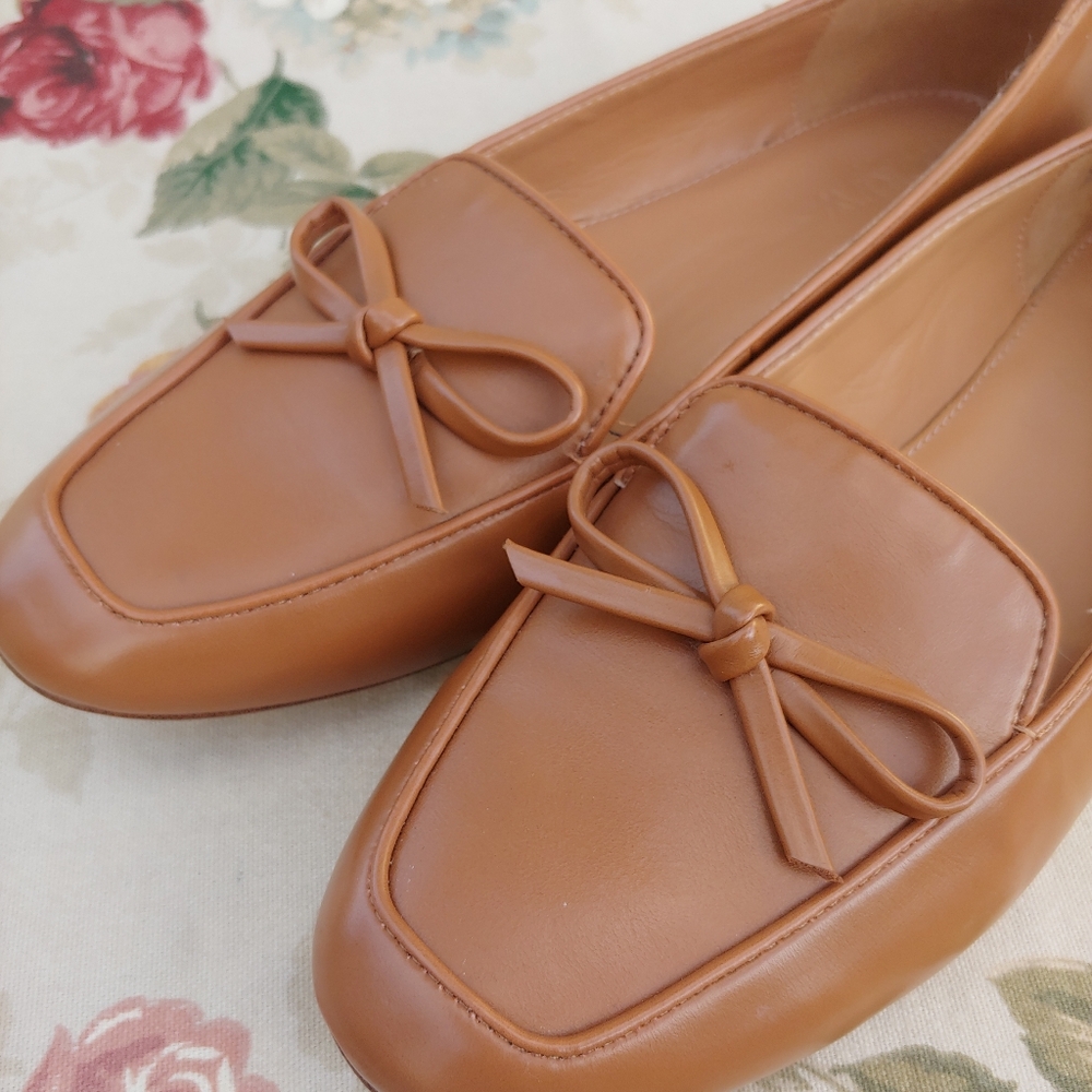 J. Crew Factory Women's Tan Loafers With Bow Detail Size 8.5 - Picture 7 of 16